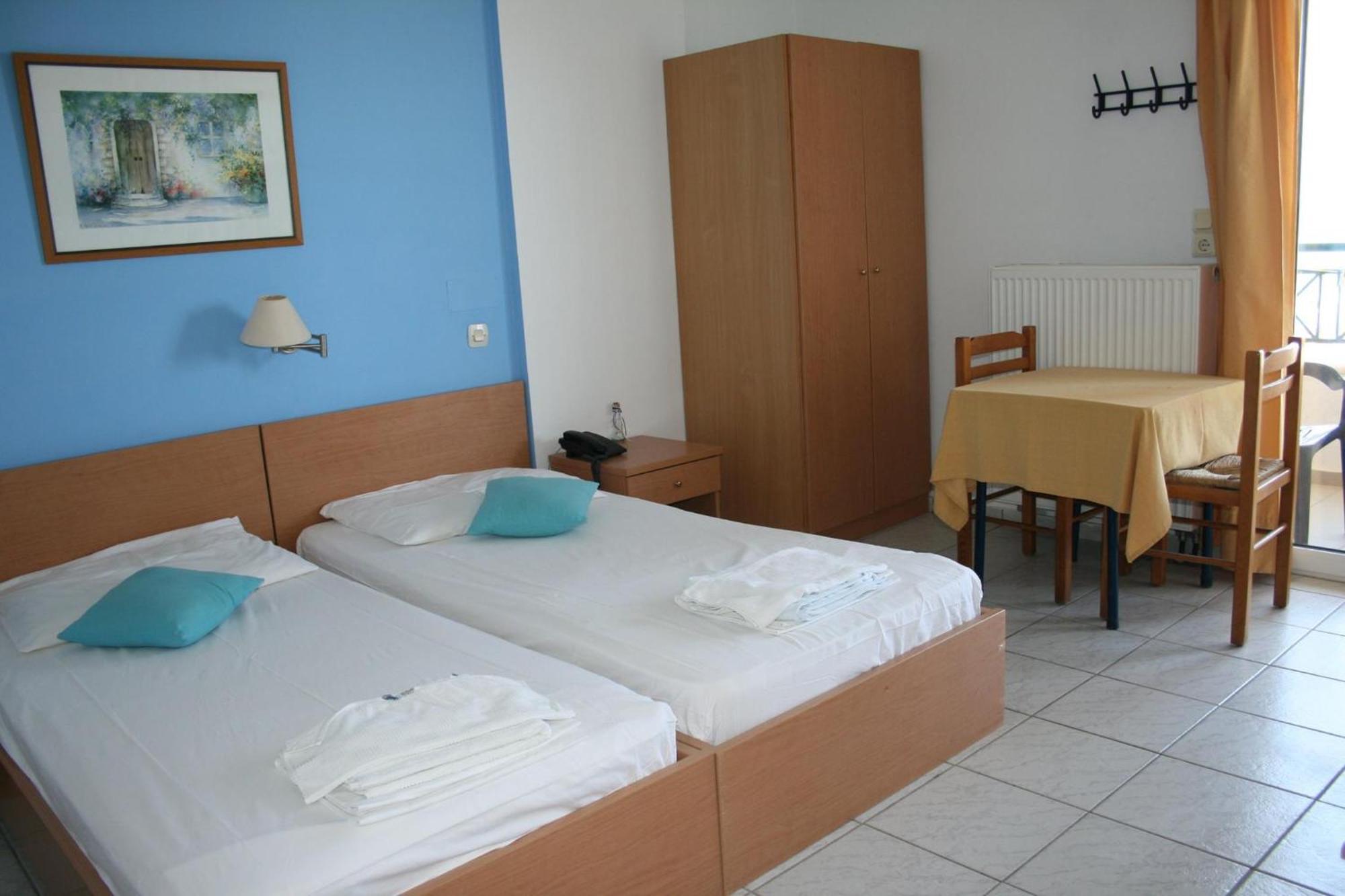 Minoica Beach Apartments Amoudara  Exterior photo